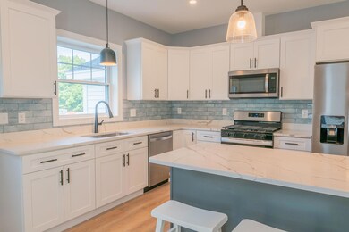 46-web-or-mls-521 Walnut Hill RD-05