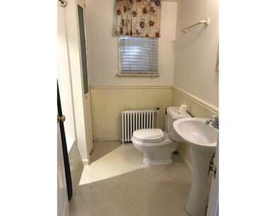 507 Washington St, Holliston, MA 01746 - photo 7