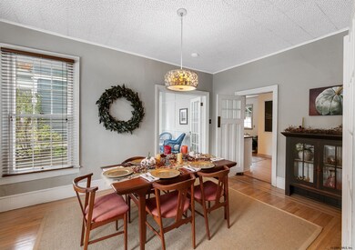 172 Phila St, Saratoga Springs, NY 12866 - photo 7