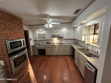 2907 Highway 8, Cleveland, MS 38732 - photo 7