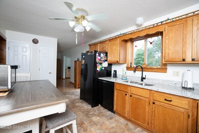 864 Dutch Dr, Castleton-On-hudson, NY 12033 - photo 7