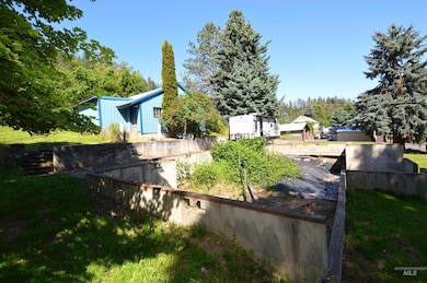 415 W Waskey St, Peck, ID 83545 - photo 5