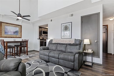 1301 S Cathay Ct unit 202, Aurora, CO 80017 - photo 2