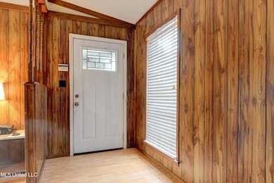 616 39th Ct E, Meridian, MS 39301 - photo 5