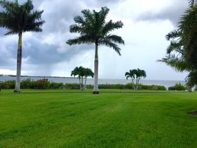 Fairwinds Cove unit 103, Jensen Beach, FL 34957 - photo 2