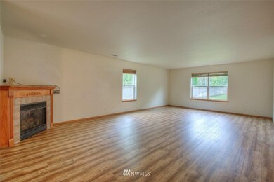 11610 209th St E, Graham, WA 98338 - photo 4