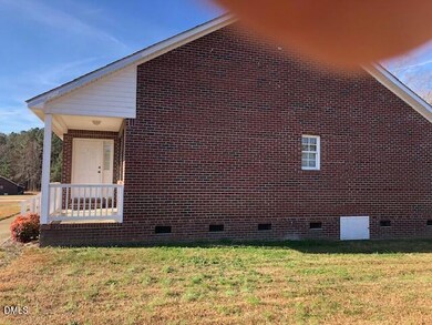 110 Glass Top Ln unit 112, Zebulon, NC 27597 - photo 3