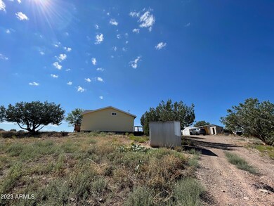 22290 N Post Rd, Paulden, AZ 86334 - photo 4