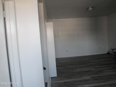 434 E 3rd St, Nescopeck, PA 18635 - photo 2