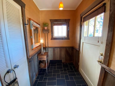 517 N Prairie Ave, Joliet, IL 60435 - photo 3