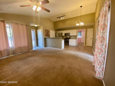 8882 S Desert Valley Way, Tucson, AZ 85747 - photo 4