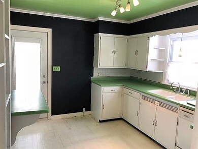 904 E Walnut St, Washington, IN 47501 - photo 3