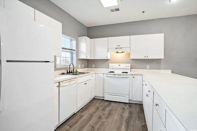 3935 Gladiola Ct unit 203, Myrtle Beach, SC 29588 - photo 7