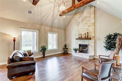 2525 Semillon Way, Edmond, OK 73012 - photo 4