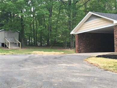 2388 Lambert Dr, Asheboro, NC 27205 - photo 2