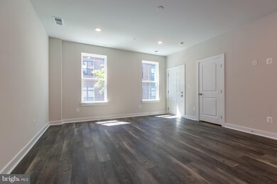 2328 Water Promenade Ave, Hunter Mill, VA 20171 - photo 5