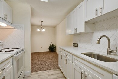 42 Silver Hill Ln unit 4, Natick, MA 01760 - photo 4