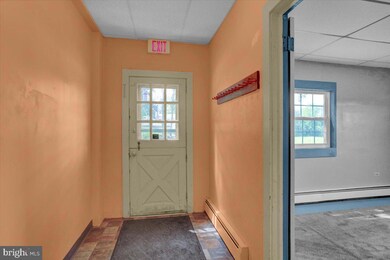 392 Five Locks Rd unit SUITE 1, Shoemakersville, PA 19555 - photo 2