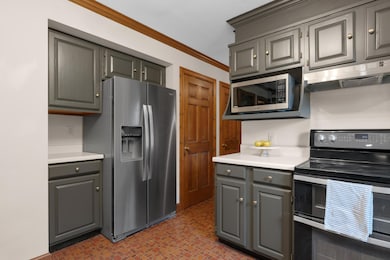 1279 Farmview Dr, Bucyrus, OH 44820 - photo 6