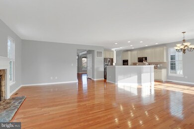 25138 Justice Dr, Chantilly, VA 20152 - photo 6