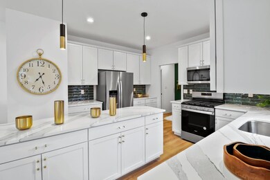 8734 Burr Ridge Cir, Crown Point, IN 46307 - photo 4