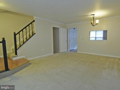 15009 Bridgeport Dr unit X, Dumfries, VA 22025 - photo 4