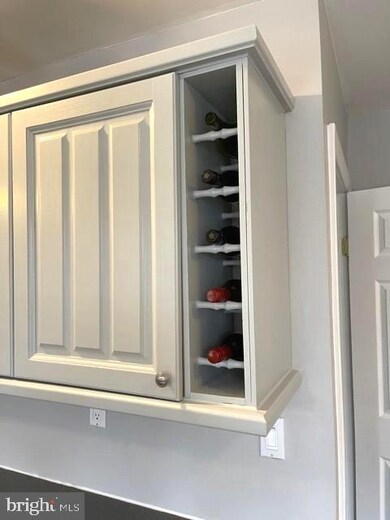 3810 Lawrence Ave, Kensington, MD 20895 - photo 7