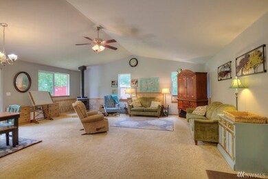 14713 260th St E, Graham, WA 98338 - photo 2