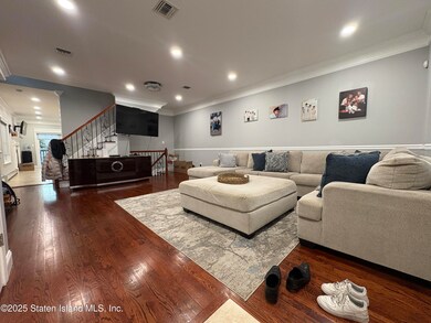 91 El Camino Loop, Staten Island, NY 10309 - photo 3