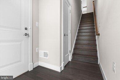 23020 Lavallette Square, Brambleton, VA 20148 - photo 4