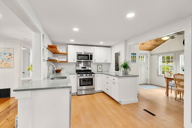 7 Seaview Ave, Hampton, NH 03842 - photo 6