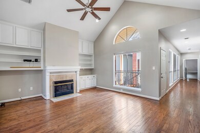 2115 Elmen St unit A, Houston, TX 77019 - photo 2