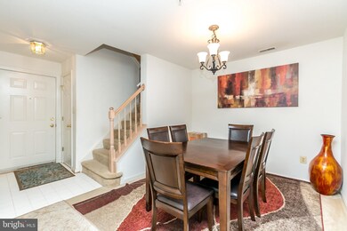 2203 Falls Gable Ln unit D, Baltimore, MD 21209 - photo 5