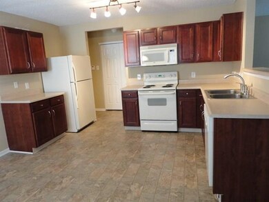 12671 Republic Dr, Fishers, IN 46037 - photo 4