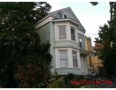 11 Lowell St, Lawrence, MA 01840 - photo 3