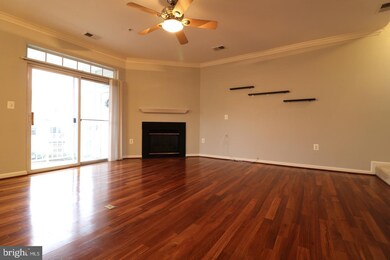 13109 Marcey Creek Rd, Herndon, VA 20171 - photo 6