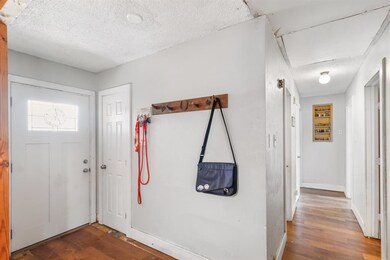 825 N Avenue B, Springtown, TX 76082 - photo 4