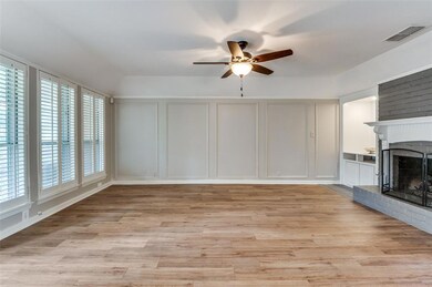 420 Mountainview Dr, Hurst, TX 76054 - photo 4