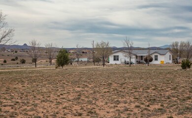405 W Eleanor Rd, Paulden, AZ 86334 - photo 7