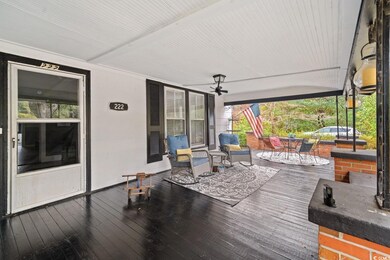 222 E Wine St, Mullins, SC 29574 - photo 5