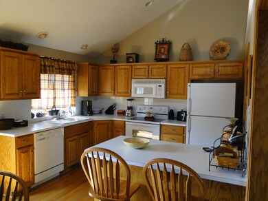 Kitchen 2