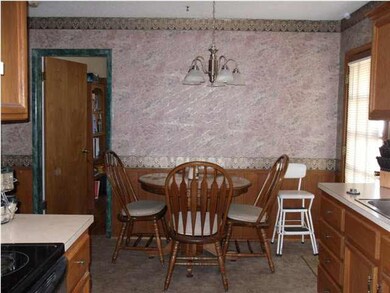 Dining room with vinyl flooring
