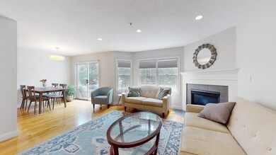 88 Worcester Ln unit 88, Waltham, MA 02451 - photo 5