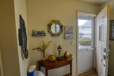 1349 Honeysuckle9
