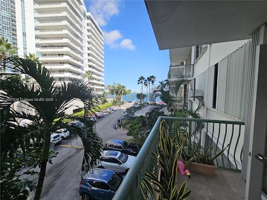 Brickell Bay Towers Condominium unit 316, Miami, FL 33131 - photo 5