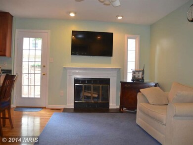10786 Brewer House Rd, Rockville, MD 20852 - photo 7