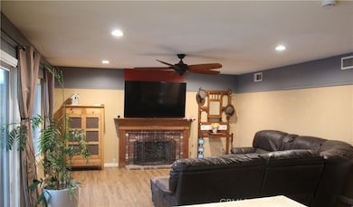 906 Brandywine Ln, Corona, CA 92880 - photo 7