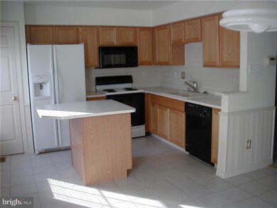 1232 Hunter Ln, Perkiomenville, PA 18074 - photo 2