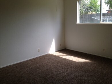 2641 Belladonna St, Redding, CA 96002 - photo 7