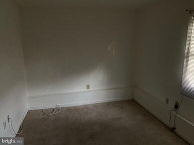 5123 A St SE, Washington, DC 20019 - photo 3